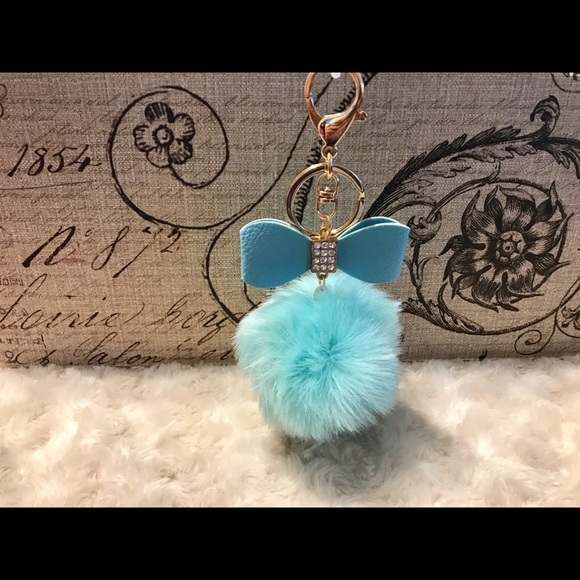 NEW Pom Pom Handbag Charm/Keychain - Picture 2 of 3